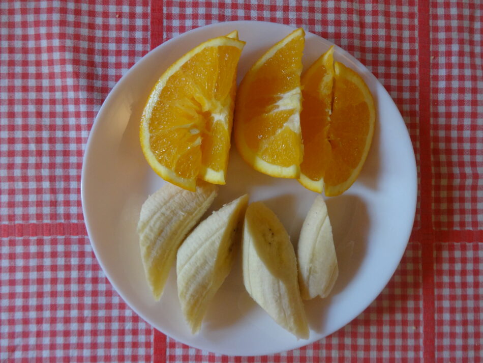 Freshly sliced fruits